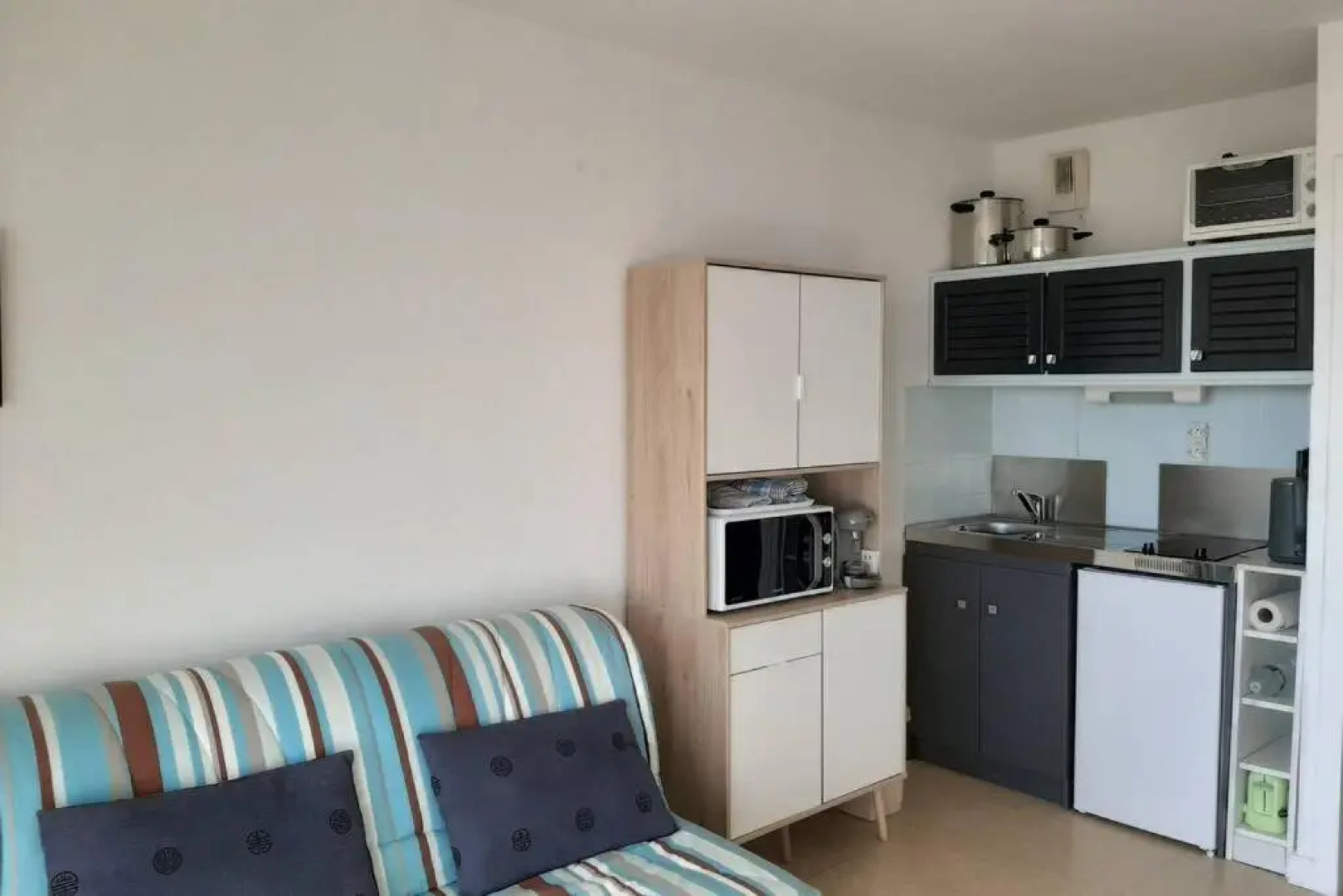 Studio Cabine 2 à 4 personnes face mer.