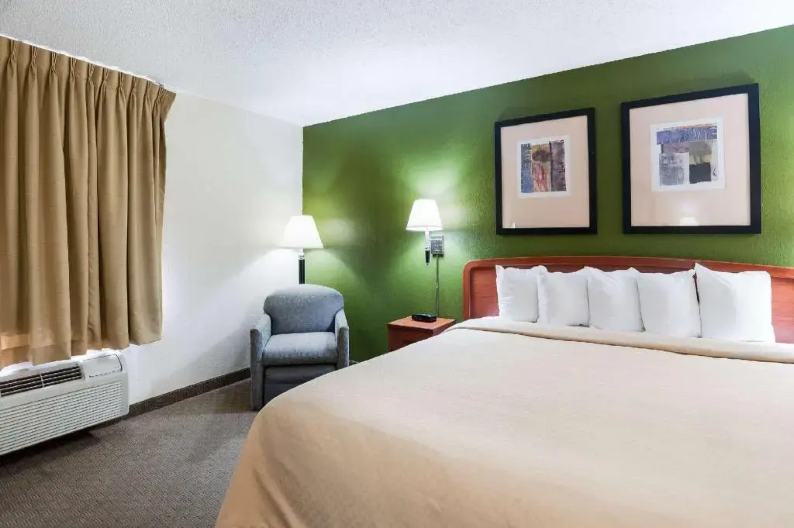 Quality Inn & Suites Lake Charles South