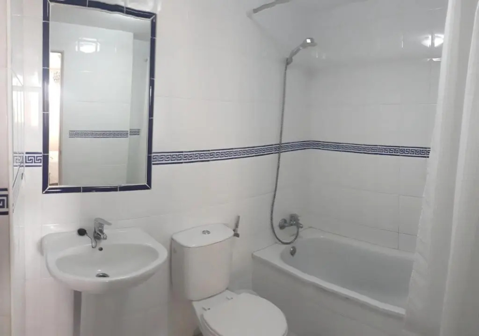 Apartment with 4 Bedrooms in Casares, with Shared Pool, Furnished Terrace And Wifi - 5 Km From the Beach