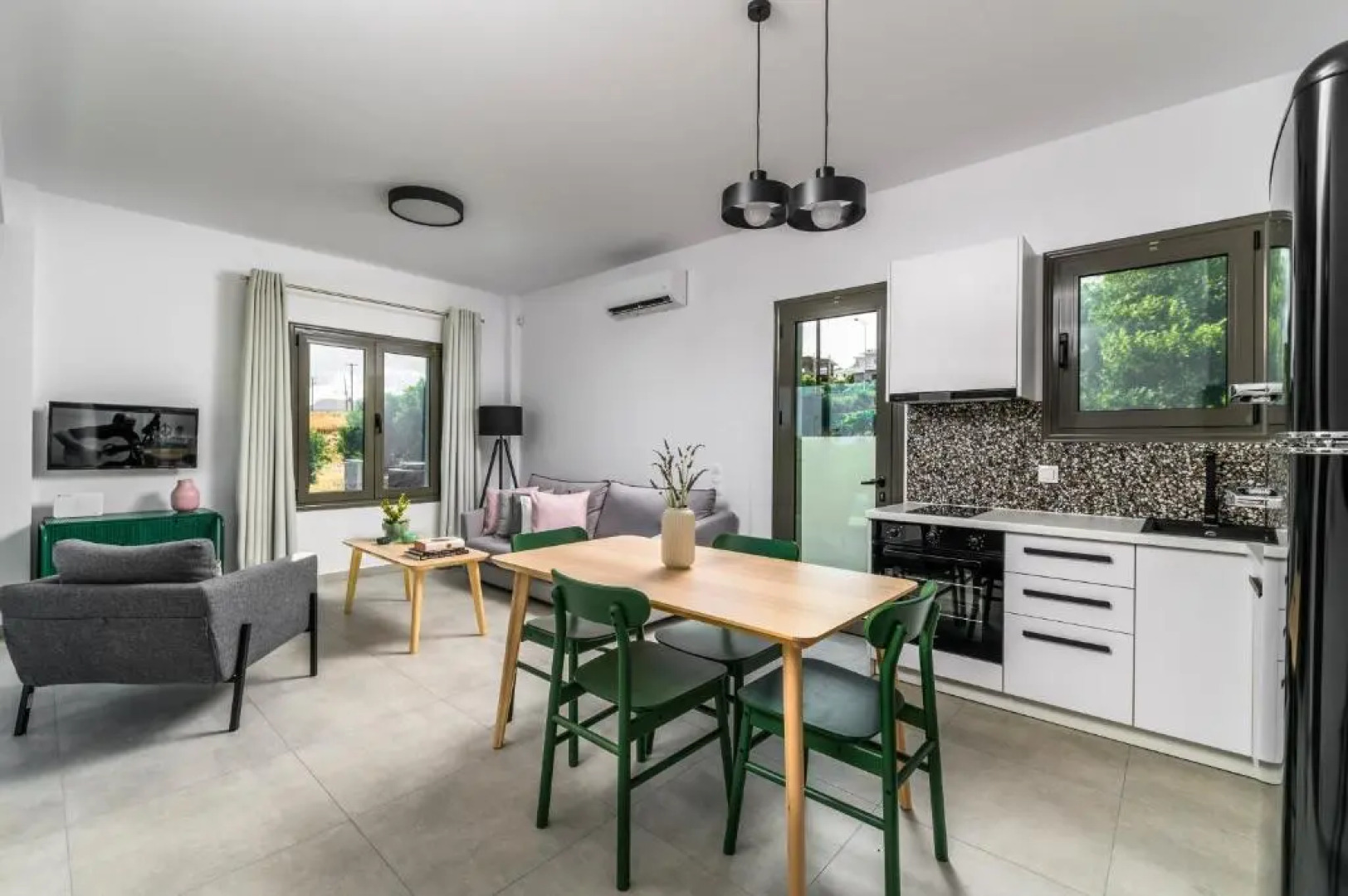 Nama LUXURY Villa 250m from the sea @Makry Gialos