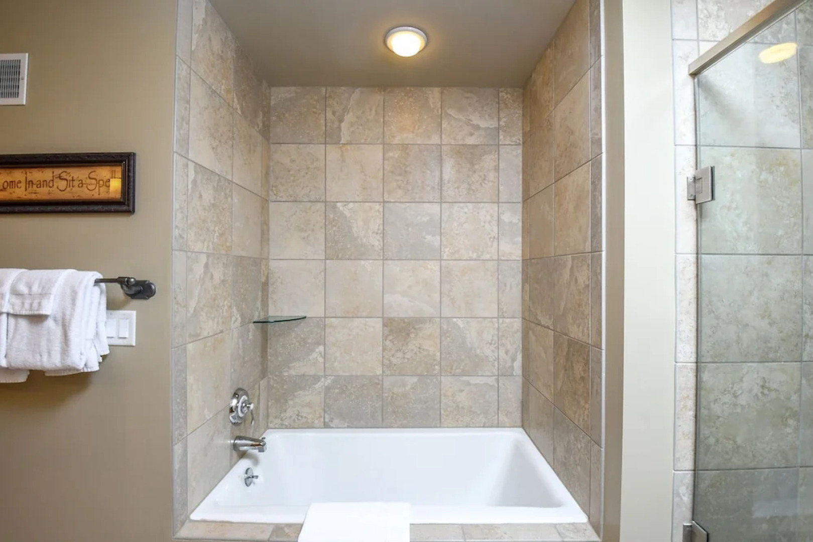 Baraboo Lodge 4 Bedroom Townhome