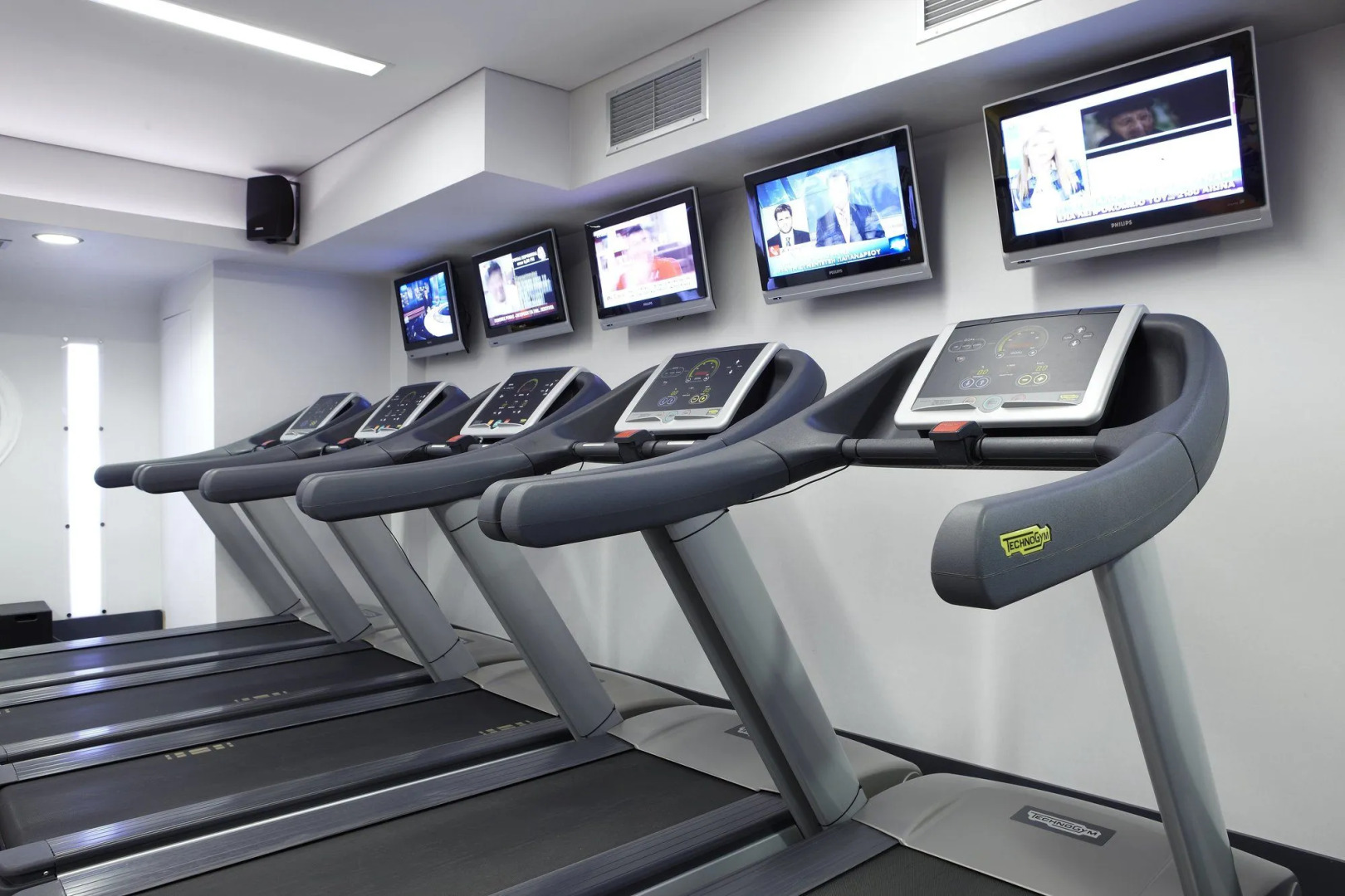 Limneon Resort & Spa