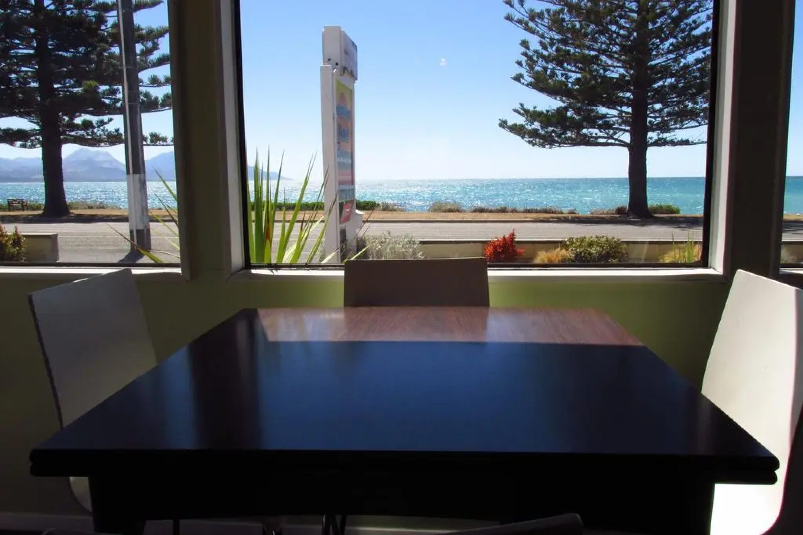 Seaview Motel
