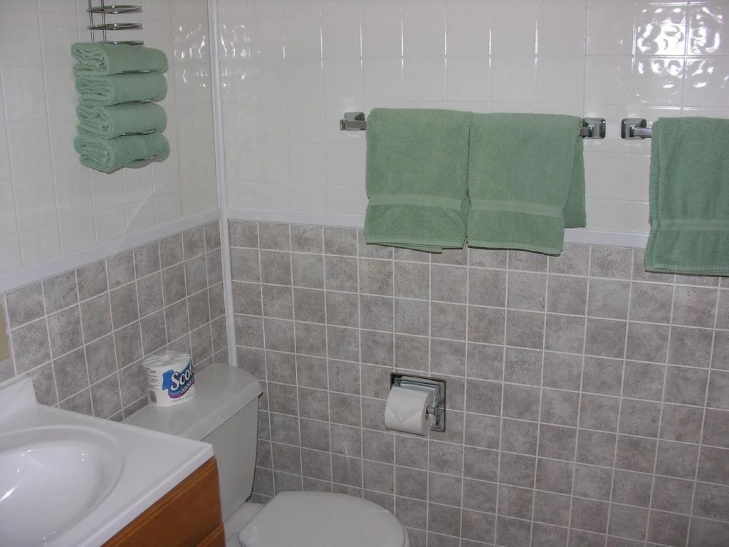 Gilcrest Cottages and Motel