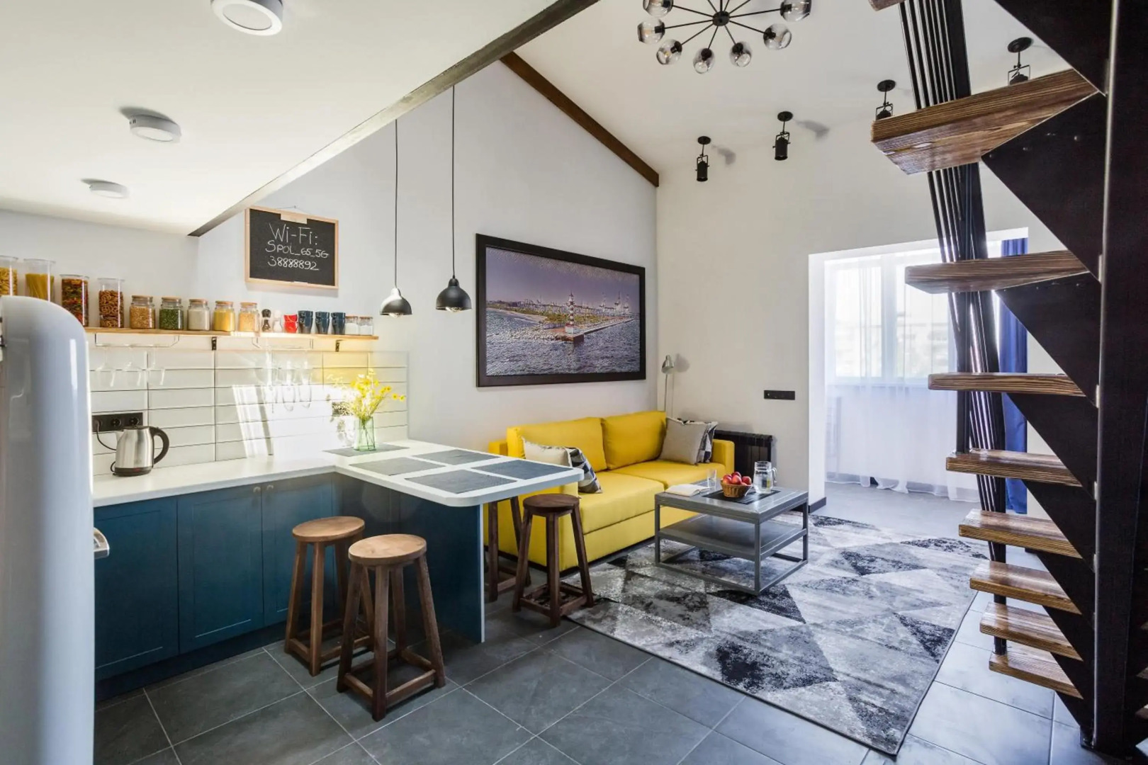 Two level apartment for 5