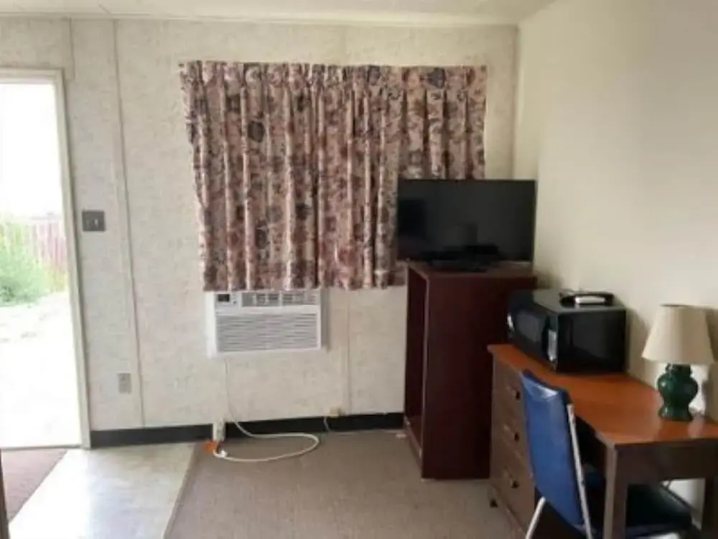 Gull Lake Lodge Motel