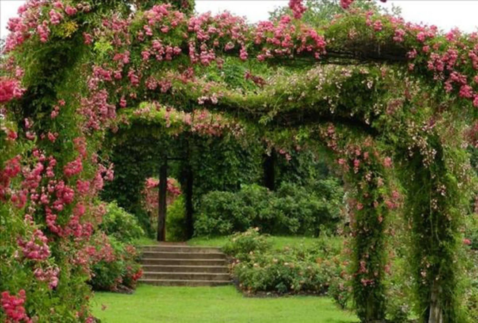 Global Luxury Suites at Kendall Square Lofts