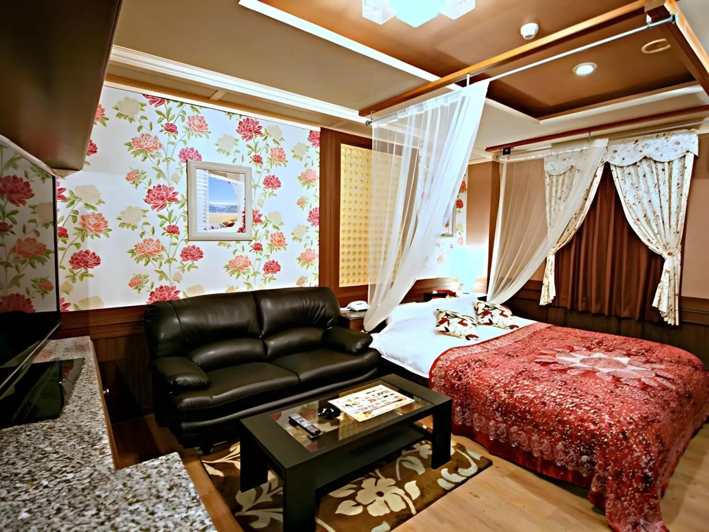 Sari Resort Kawanishi -Adults Only