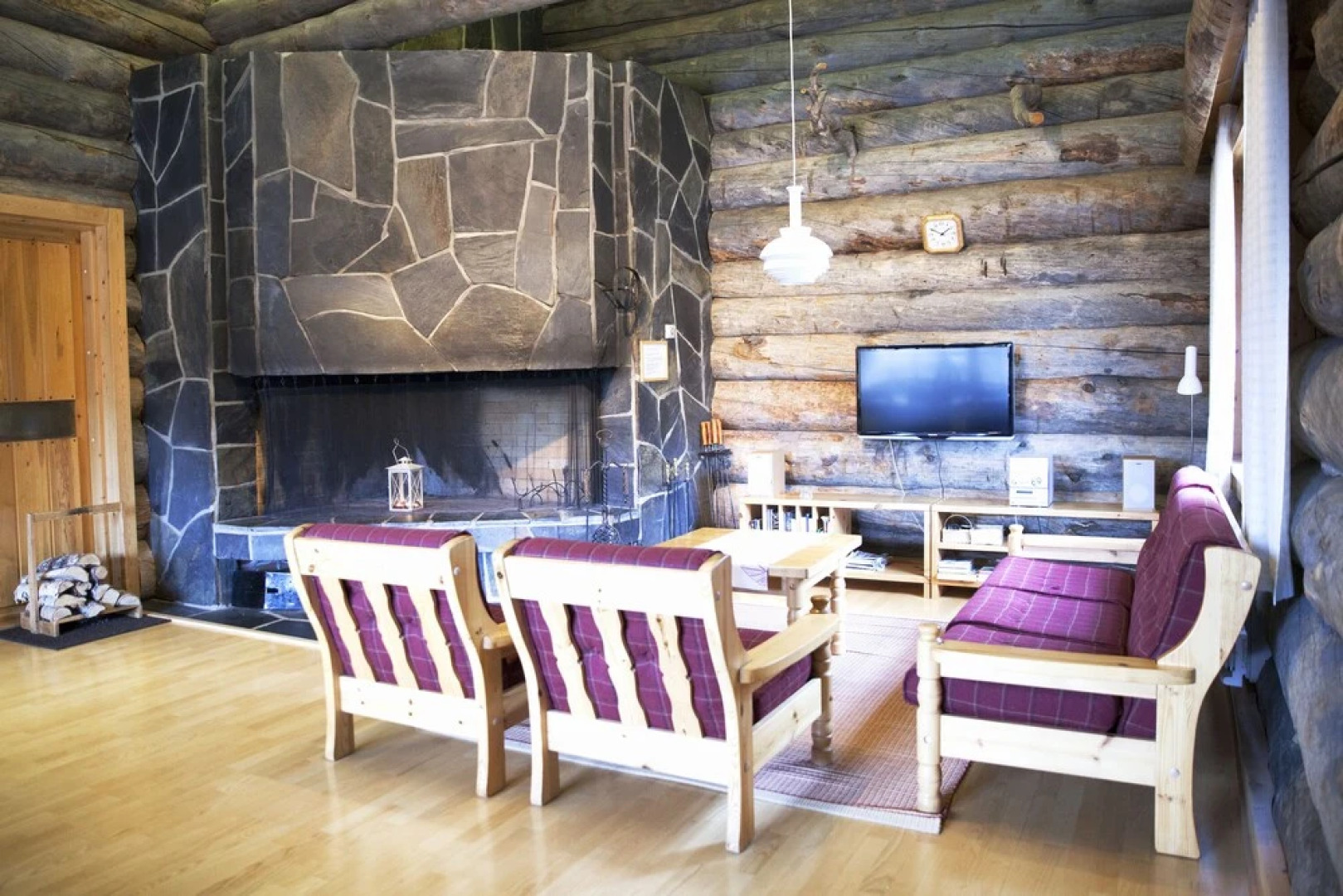 Saarikejo Log Chalet