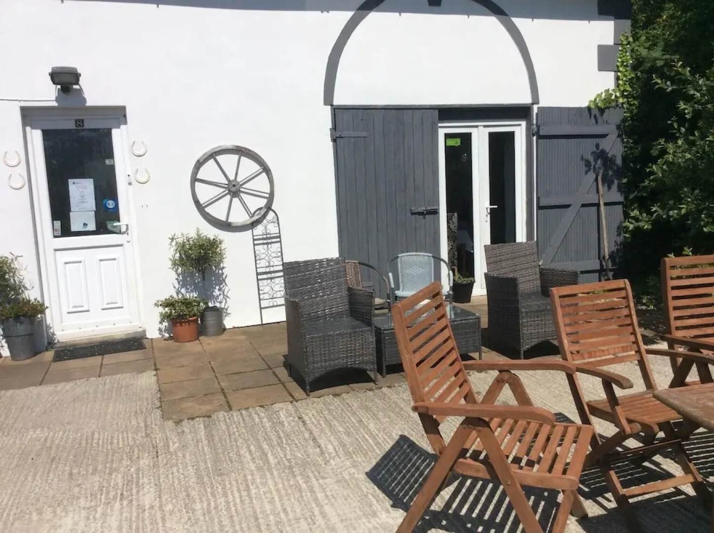 Coach House Suites