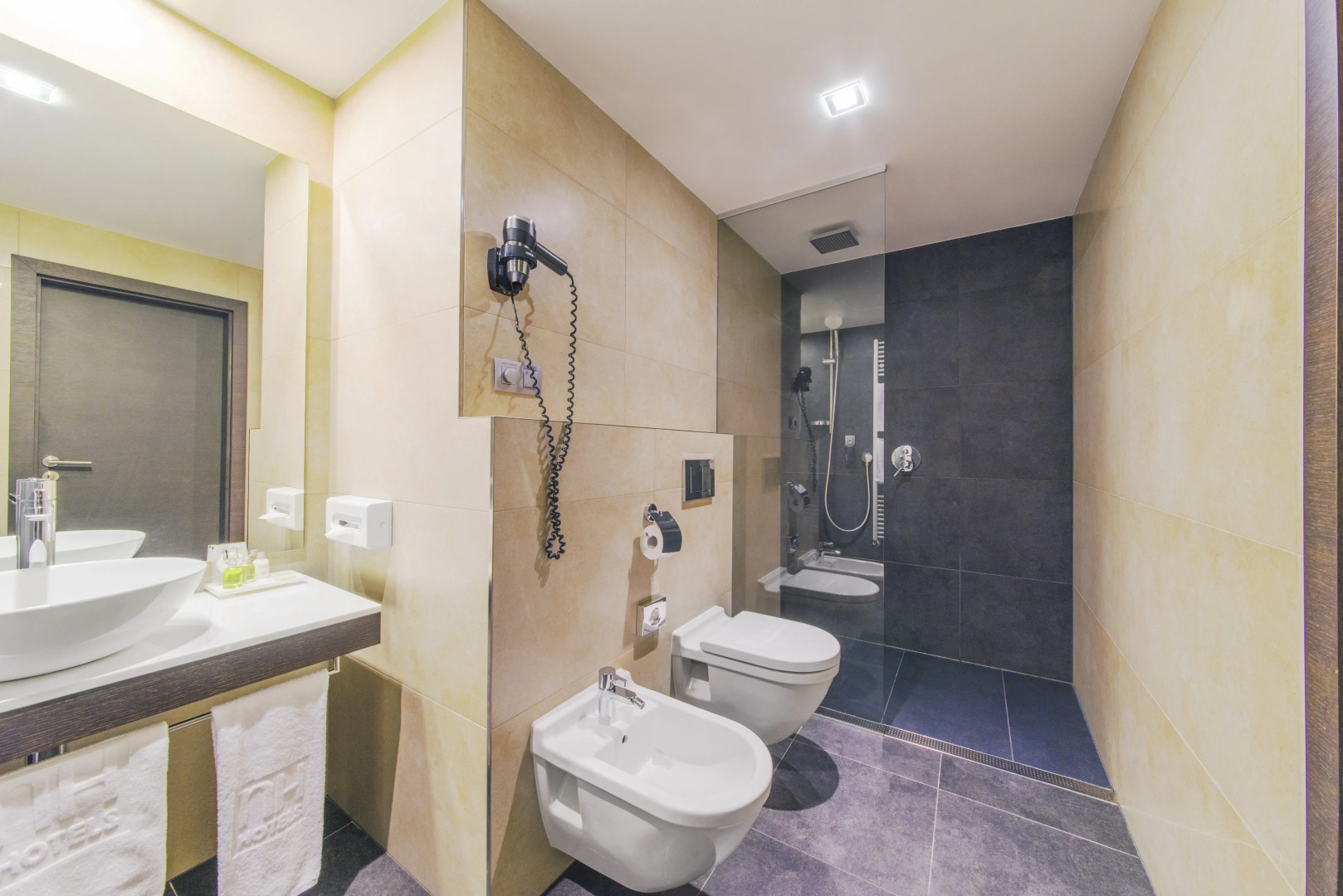 NH Bratislava Gate One