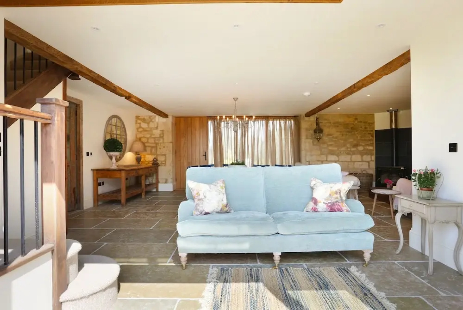 Classic Family Barn Conversion in Radcot