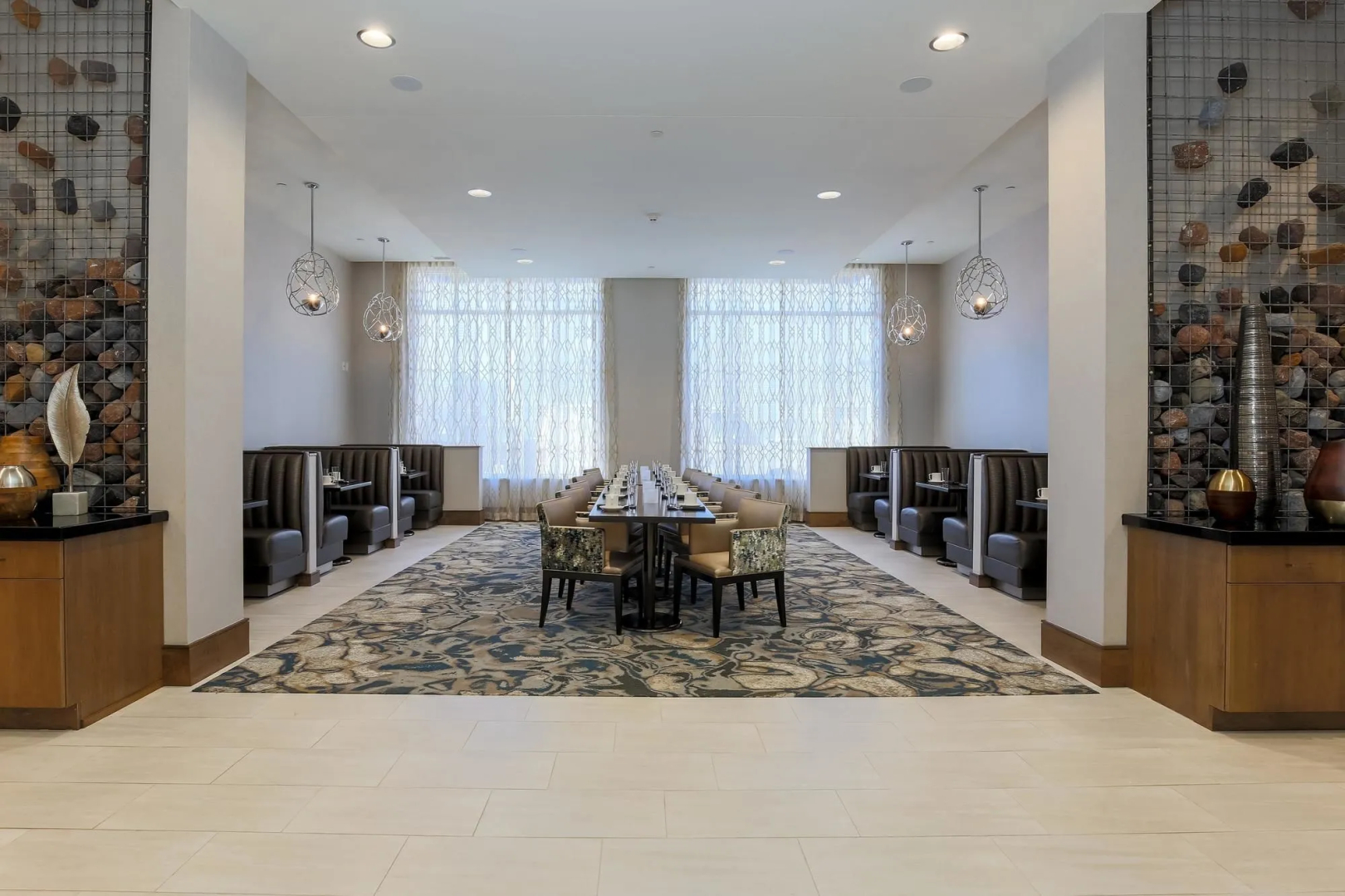 DoubleTree by Hilton Evansville