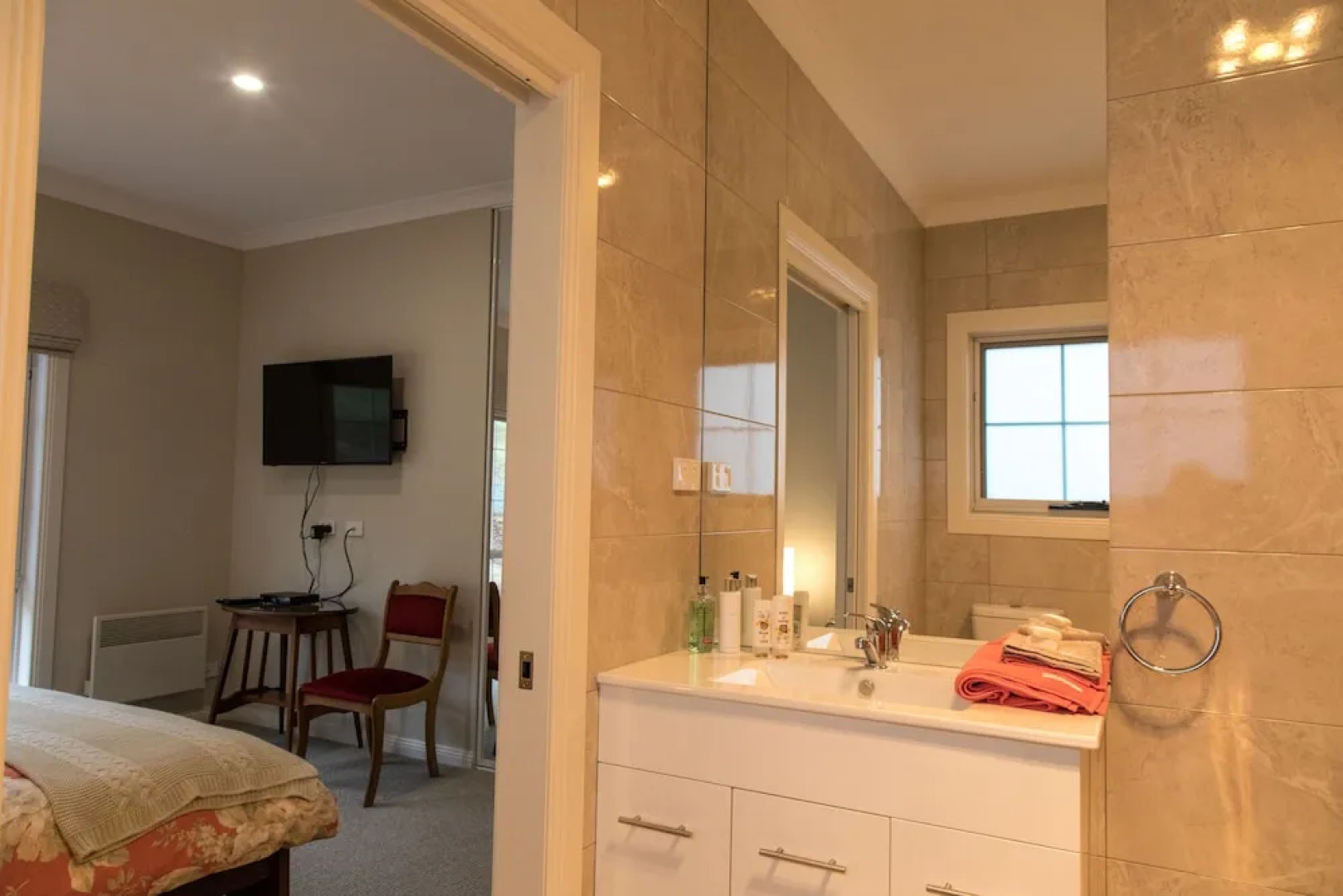 Mountain Blue Guest Accommodation