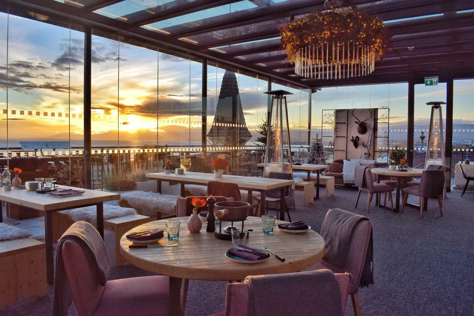 Royal Savoy Hotel & Spa