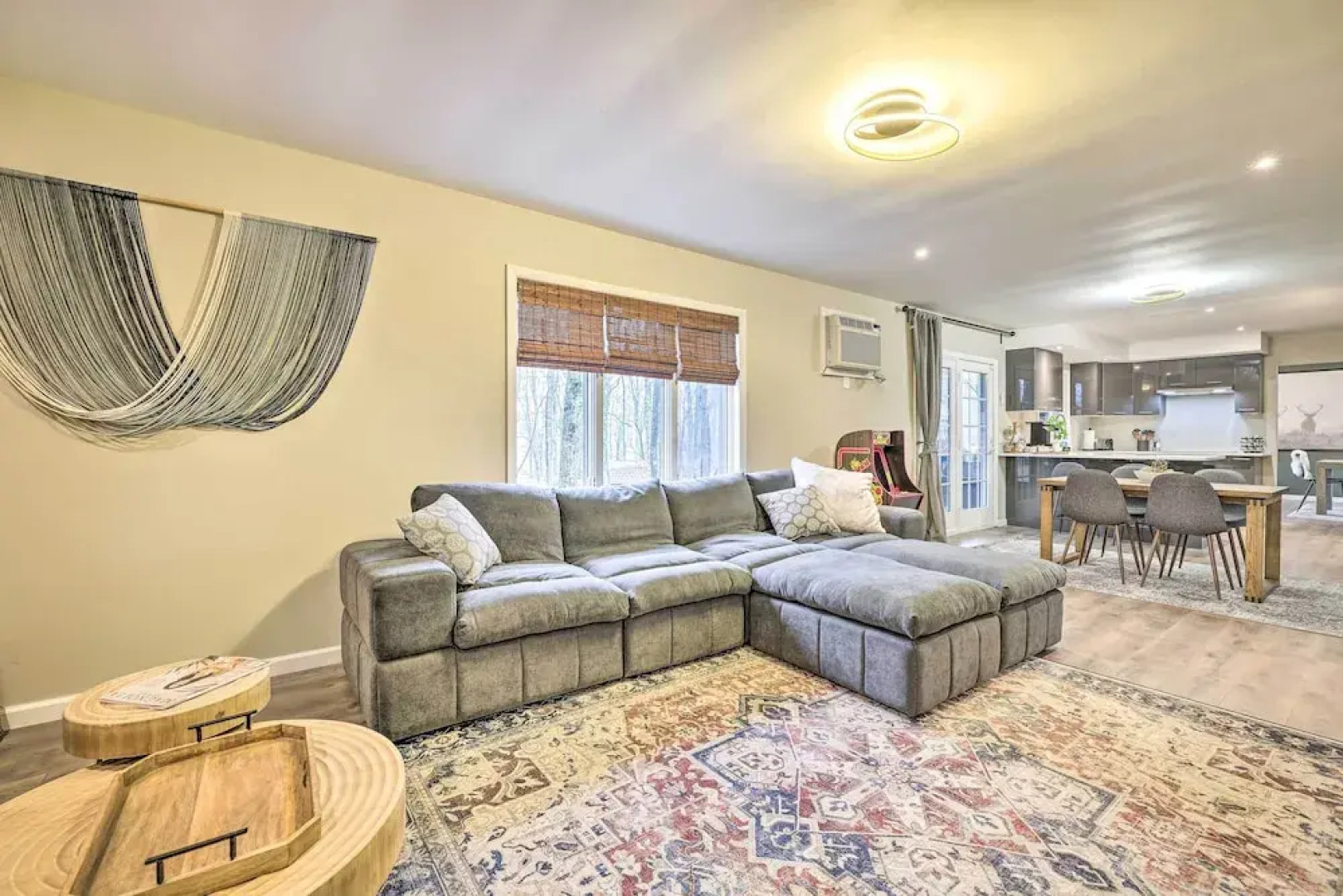 Hot Tub, Game Room & Fire Pit: Poconos Retreat