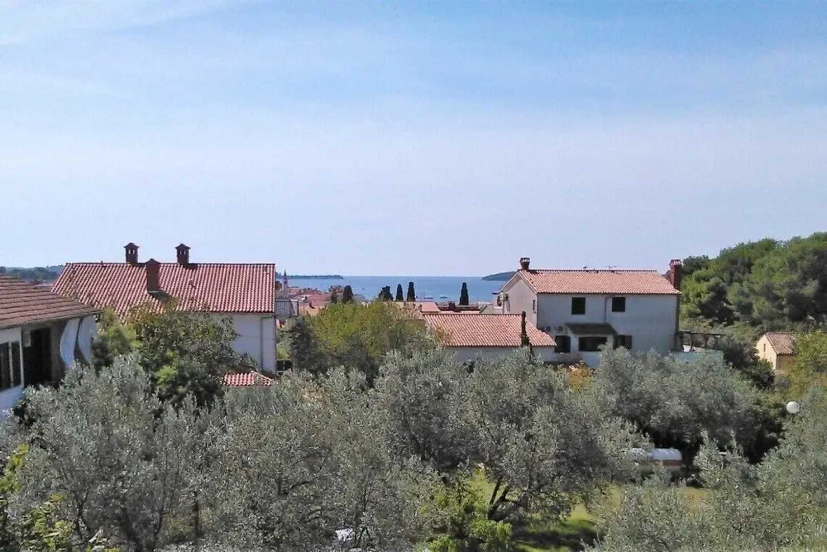 Two-bedroom apartment with sea view