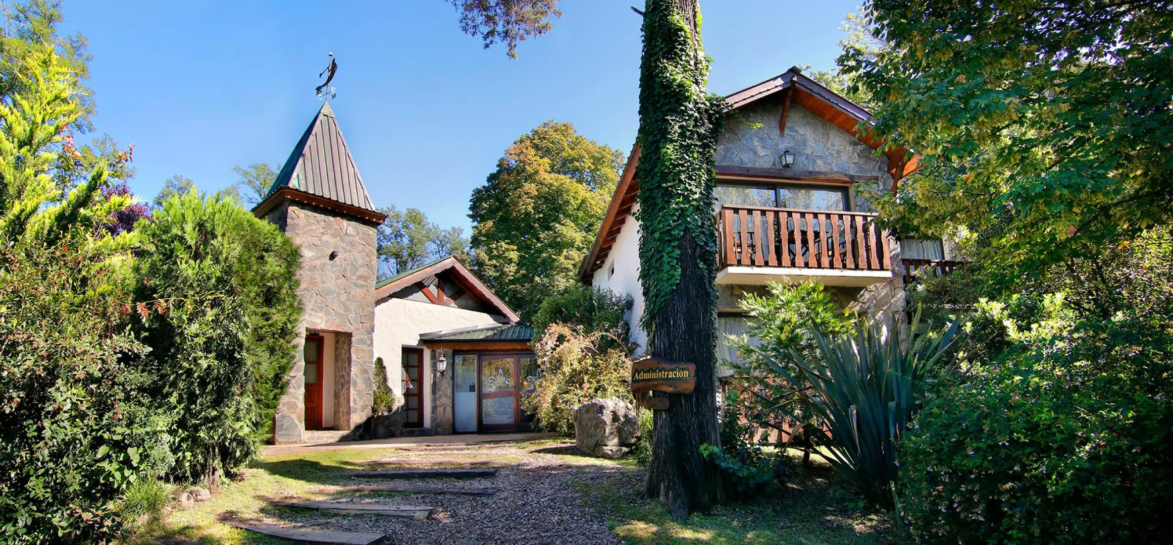 Posada del Sauce