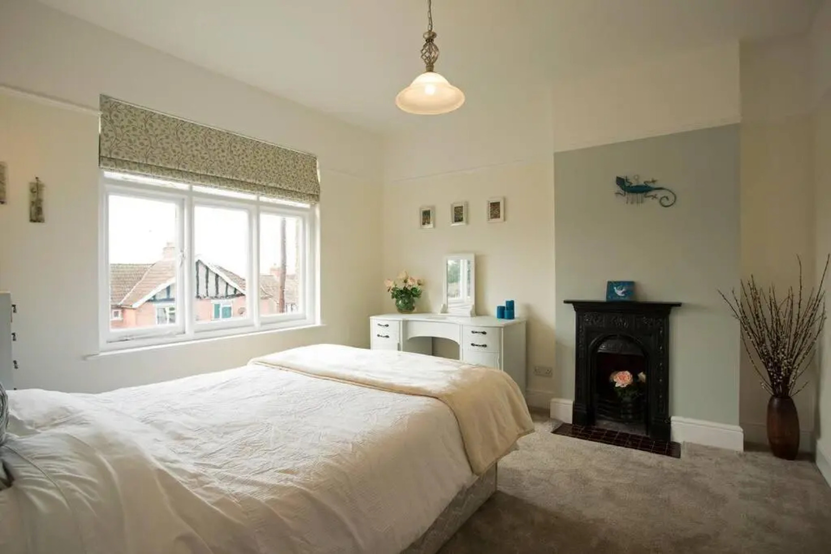 Rie's Retreat - The Whole House