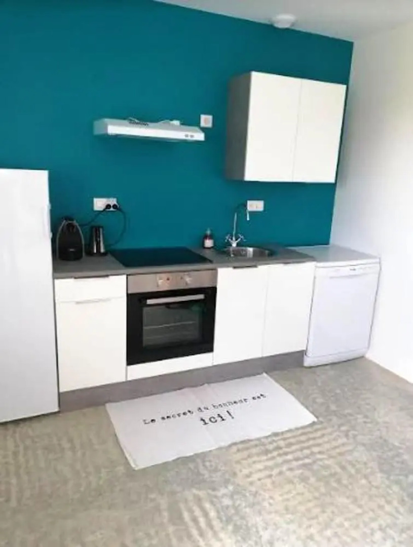 Villa With 5 Bedrooms in Panissières, With Indoor Pool, Enclosed Garden and Wifi - 56 km From the Slopes