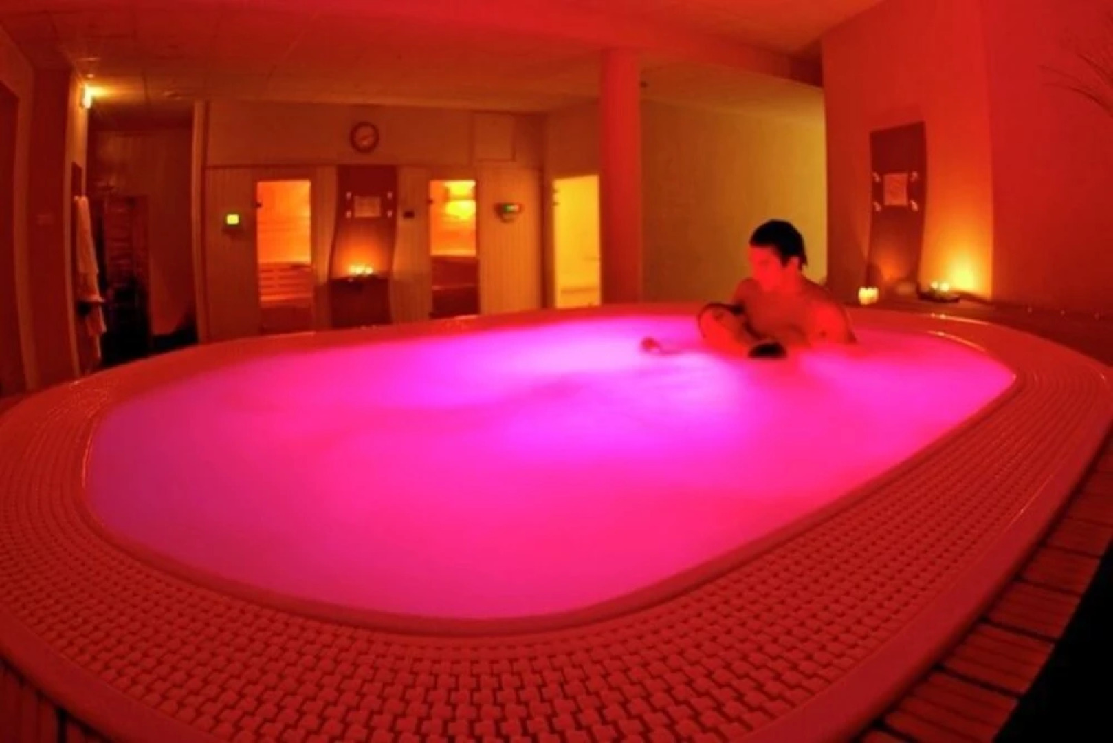 Apartment with balcony or terrace in the wooded Loire Valley