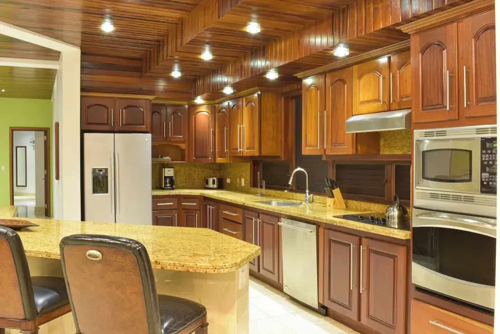 Sheriva Luxury Villas and Suites