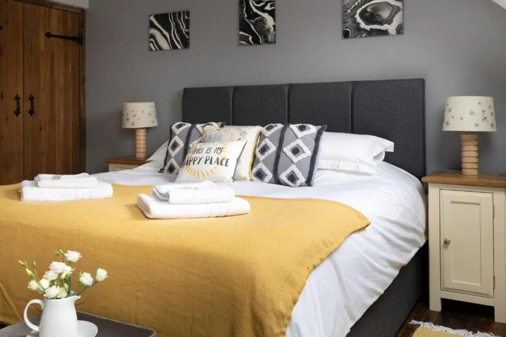 Berry Cottage - 4 Bedroom, Pet-Friendly Cottage Sleeping 8