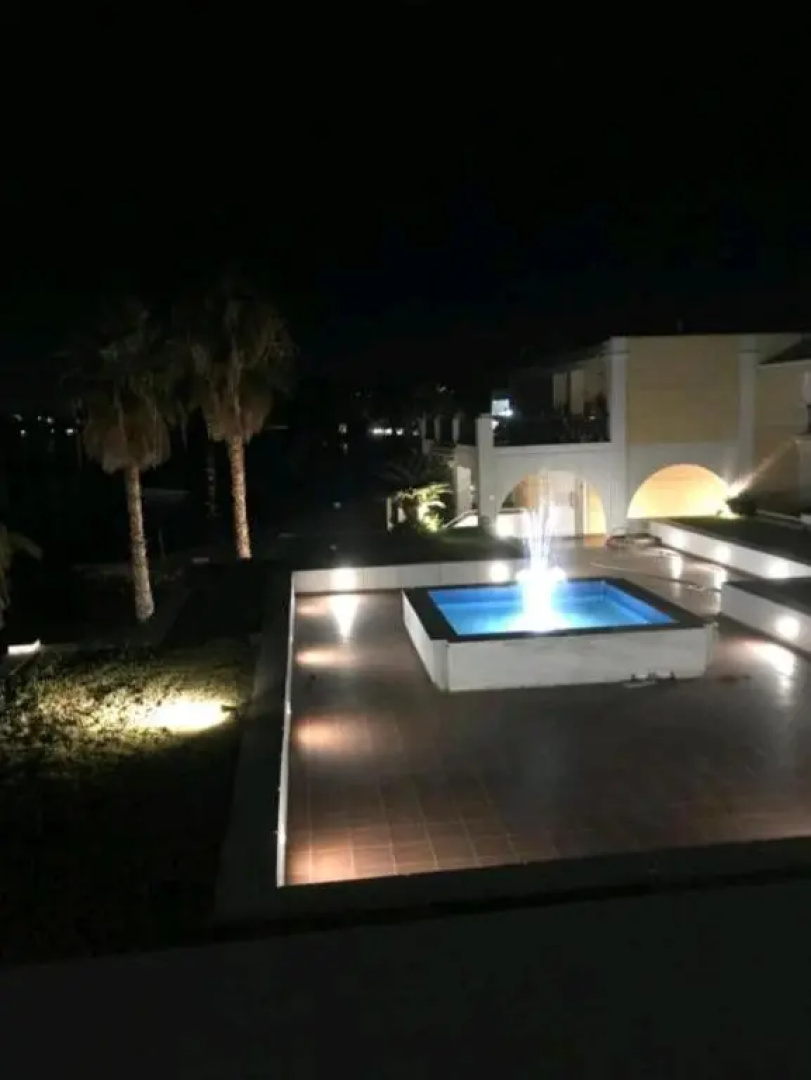 Maria'S Dream House