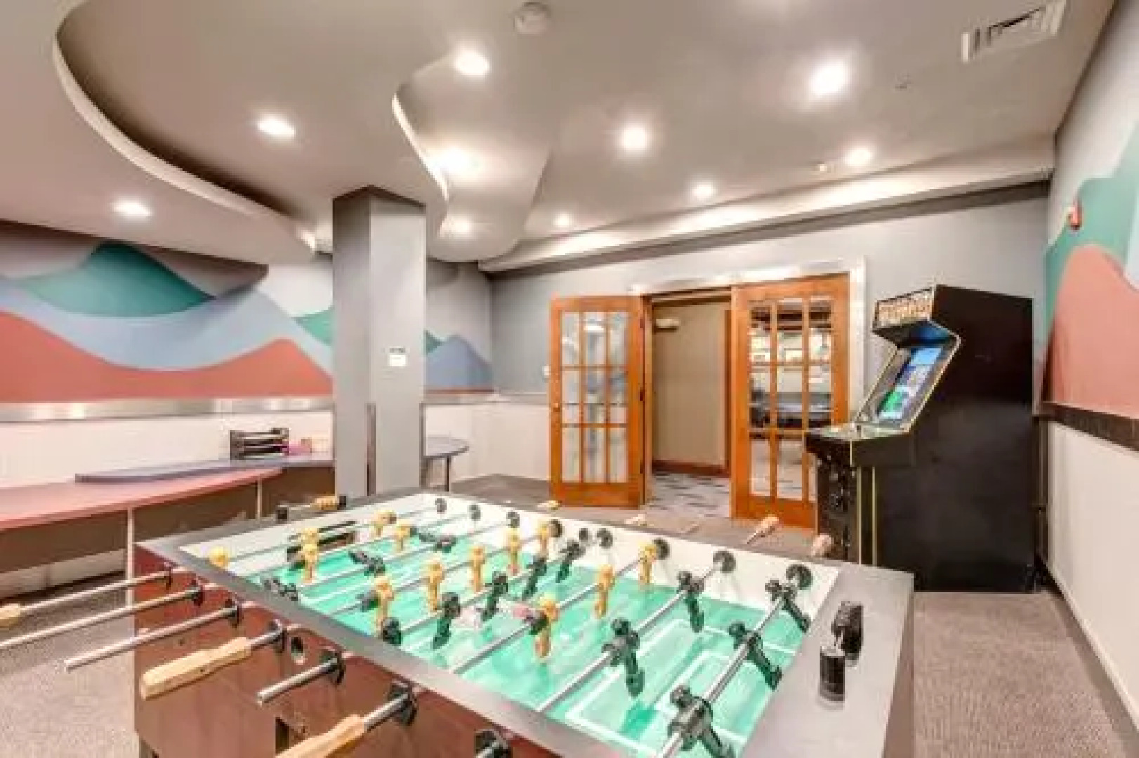 Eagle Springs East 101: Red-Wing Suite