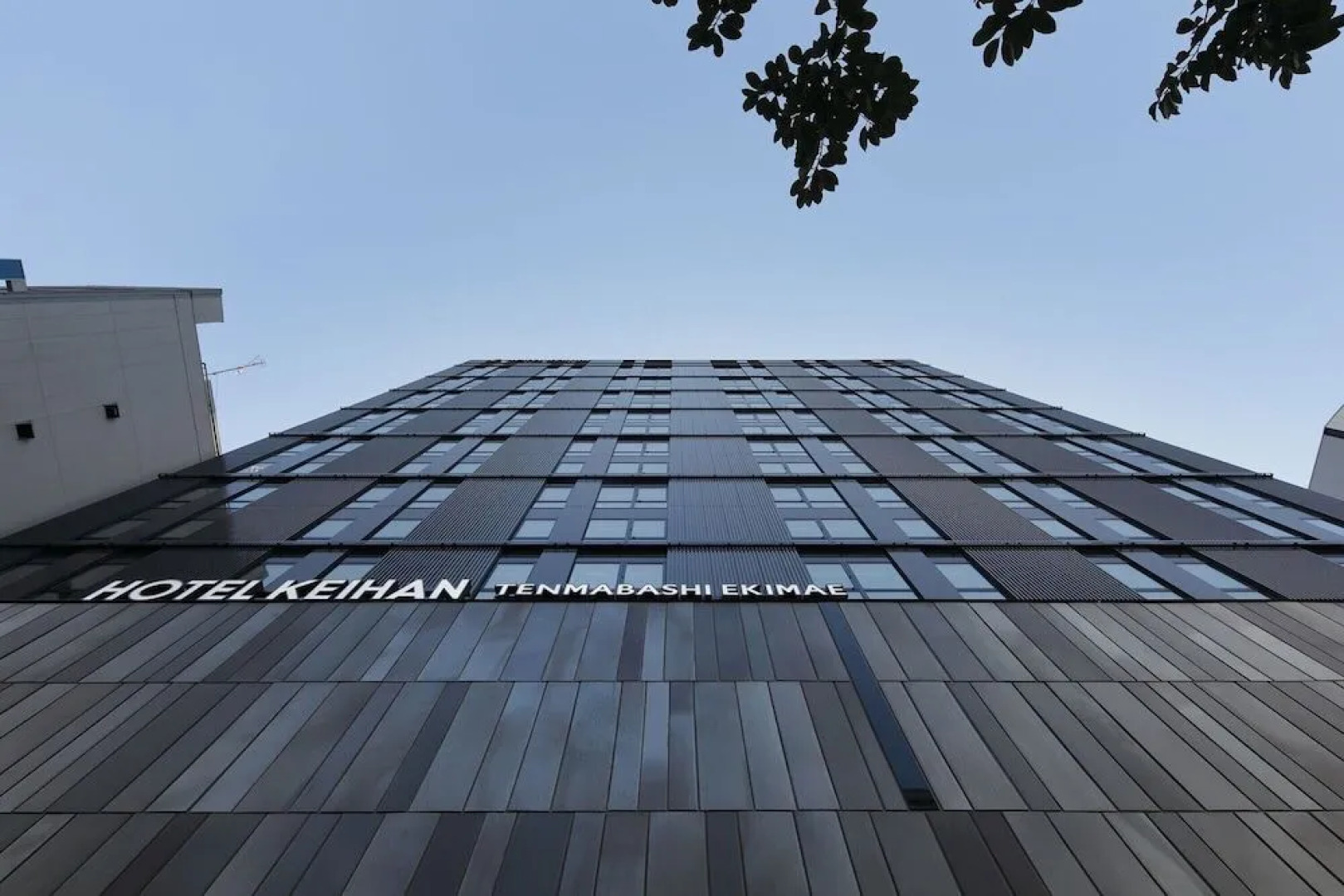Отель Keihan Tenmabashi Ekimae