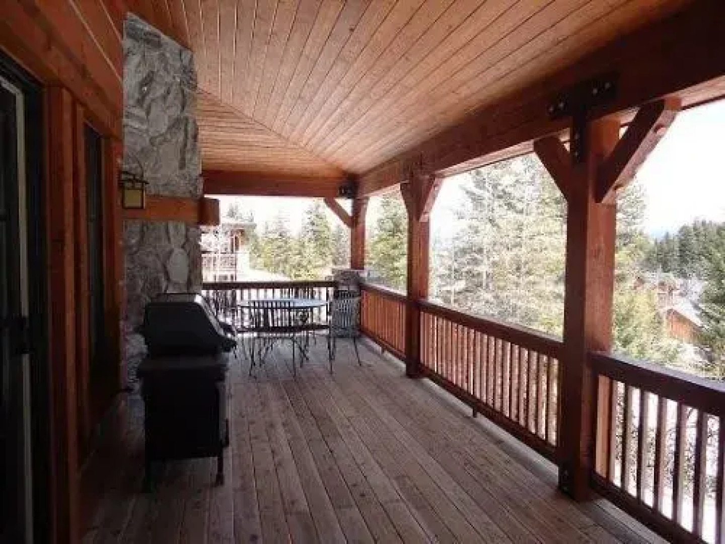 Staircase 14 4 Br Cabin by RedAwning
