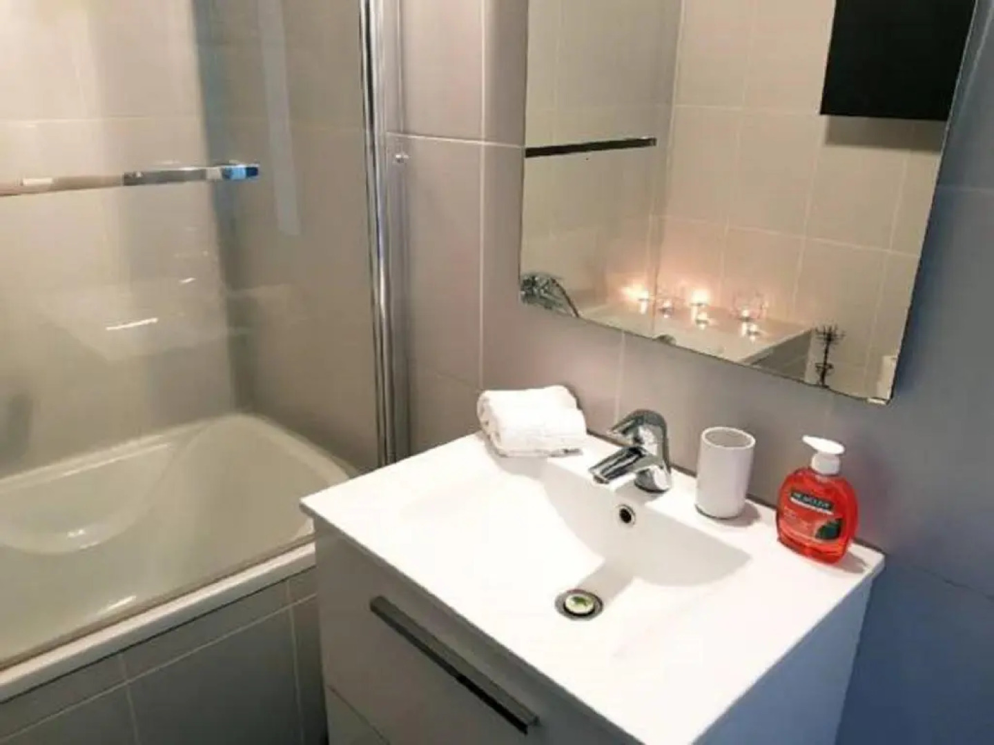 Appartement Cosy et spacieux, avec balcon et vue sur la mer