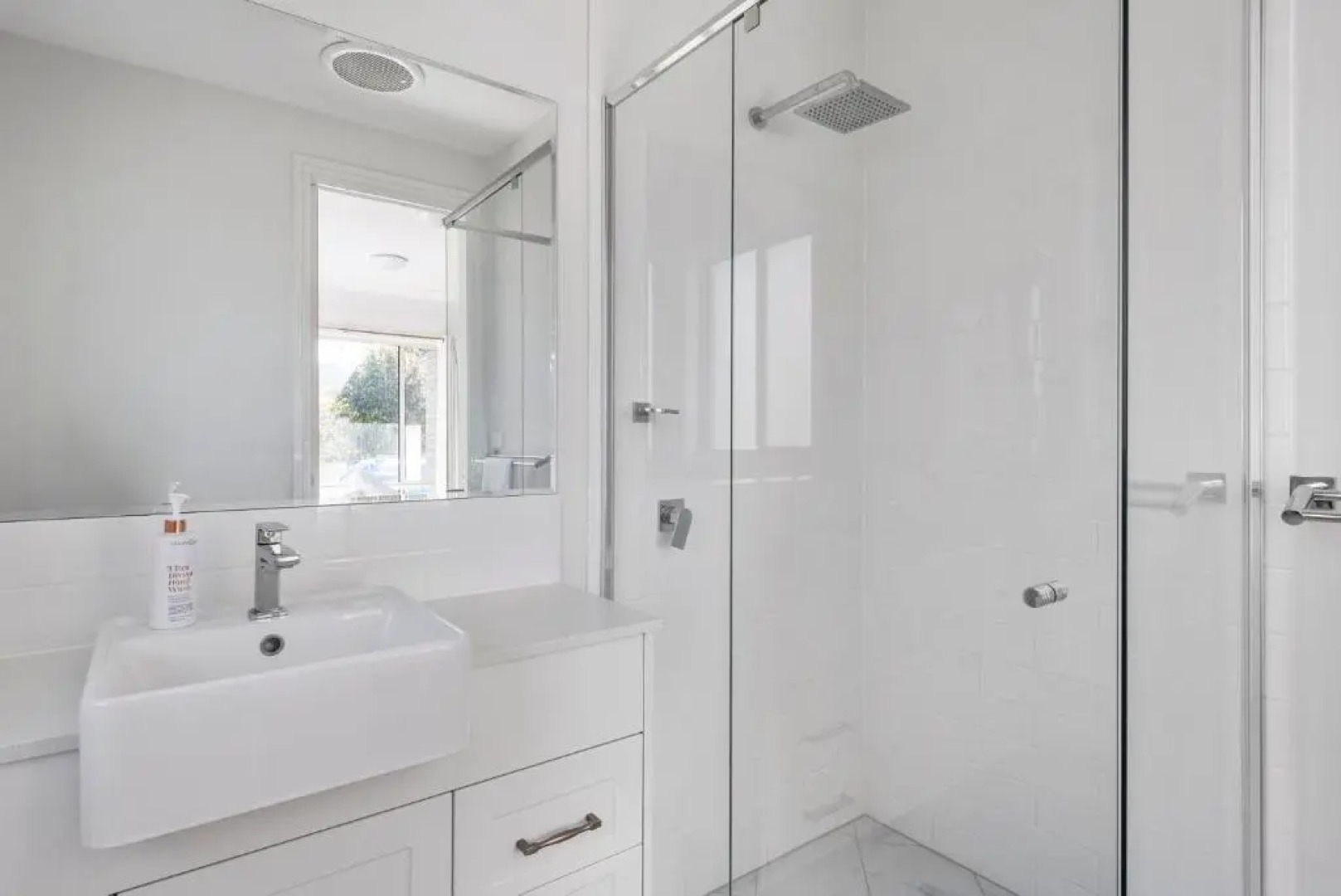 Grahlie House Iluka 1A