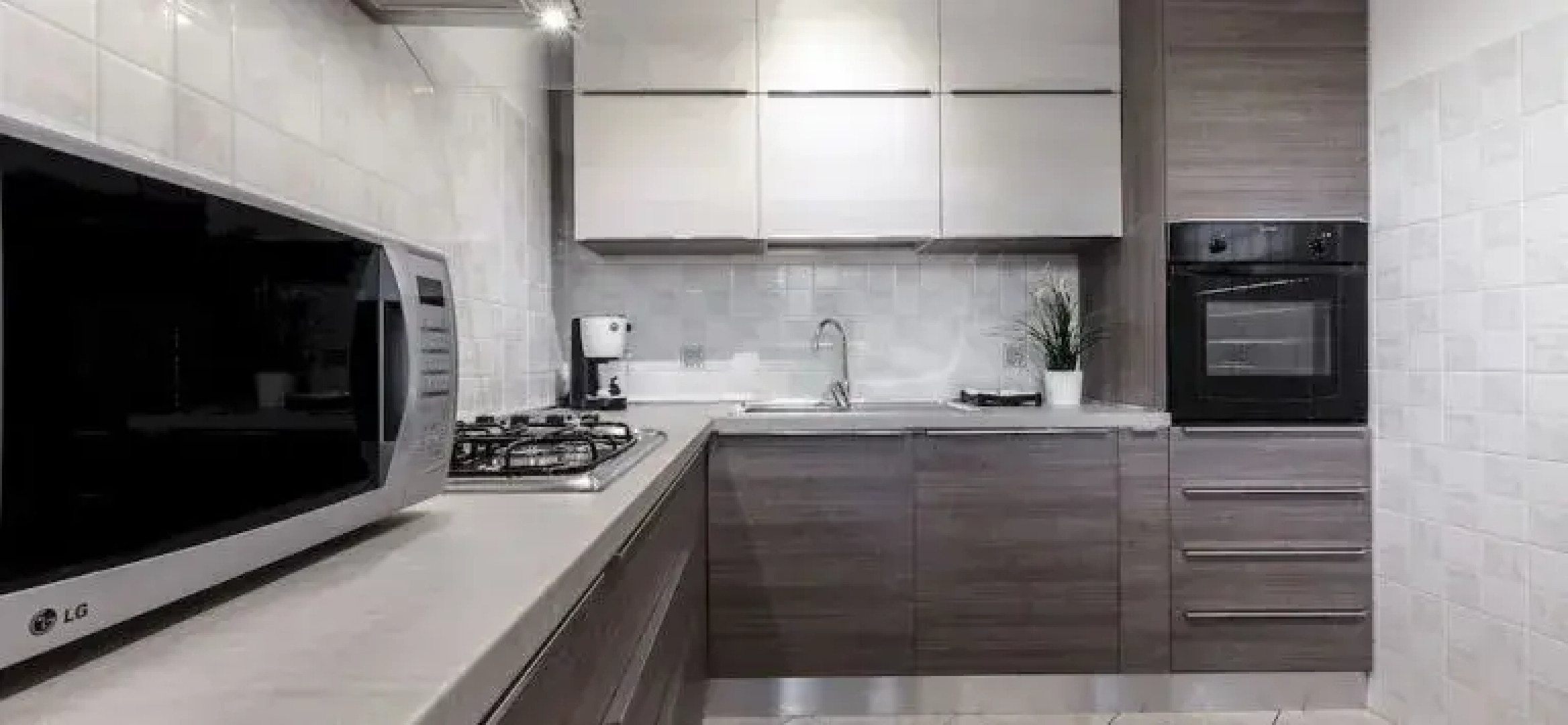 Suitelowcost - Limbiate