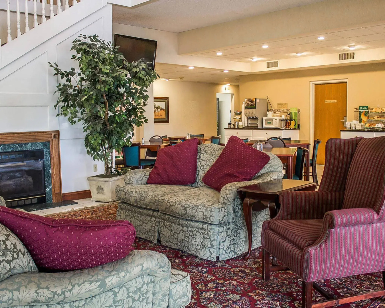 Quality Inn & Suites Bellville - Mansfield