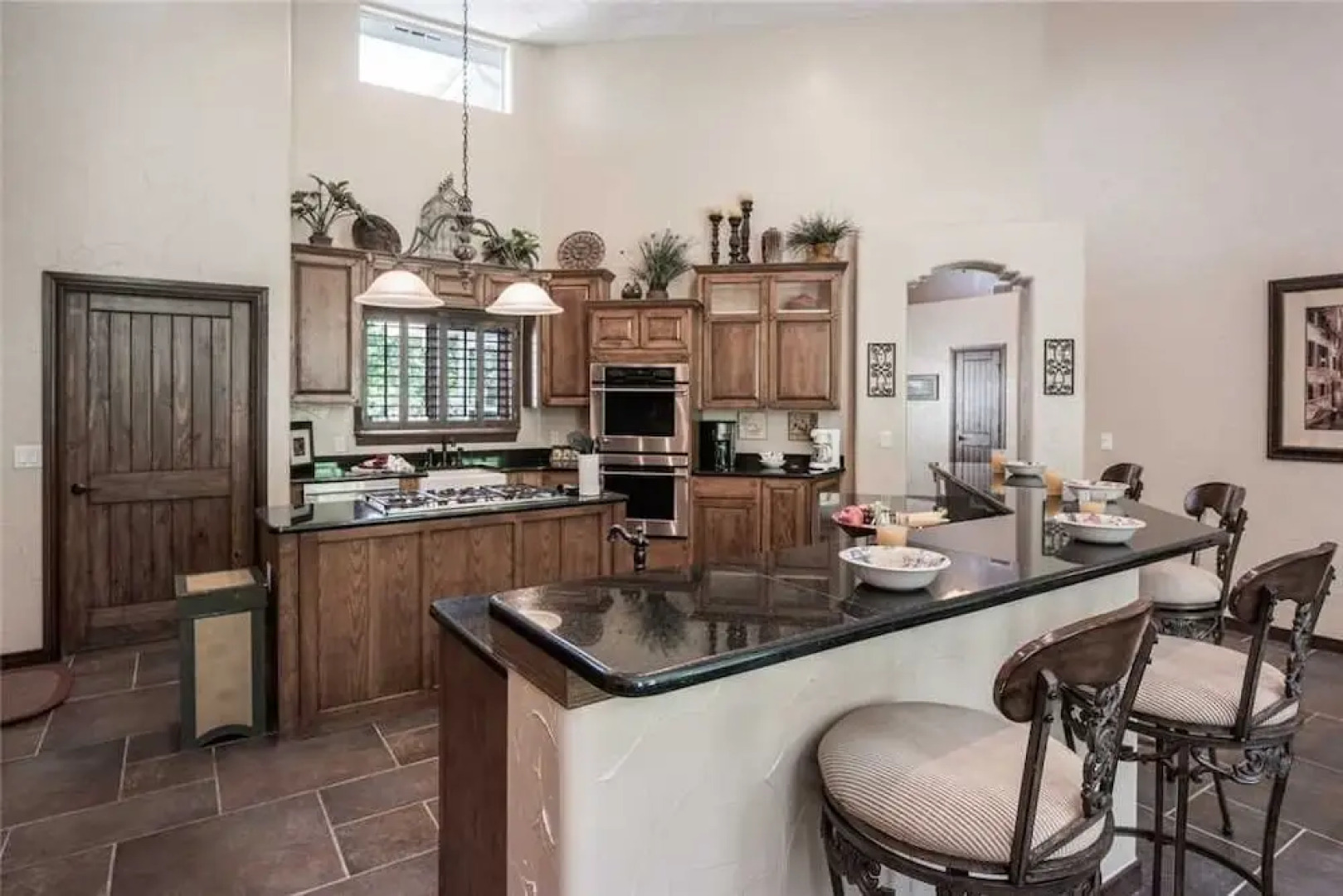 Casa Elegante - Four Bedroom Cabin