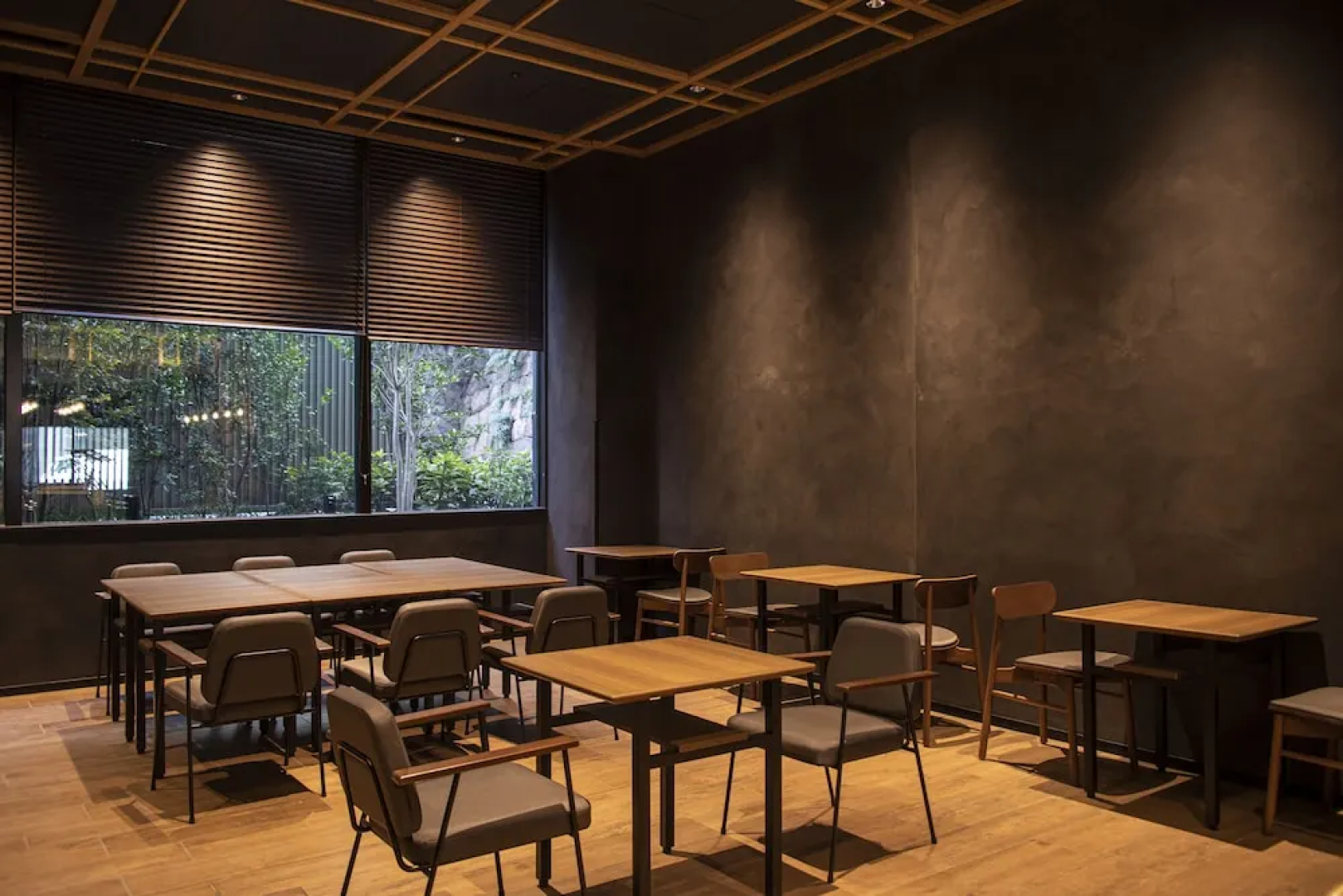 Отель Keihan Tenmabashi Ekimae