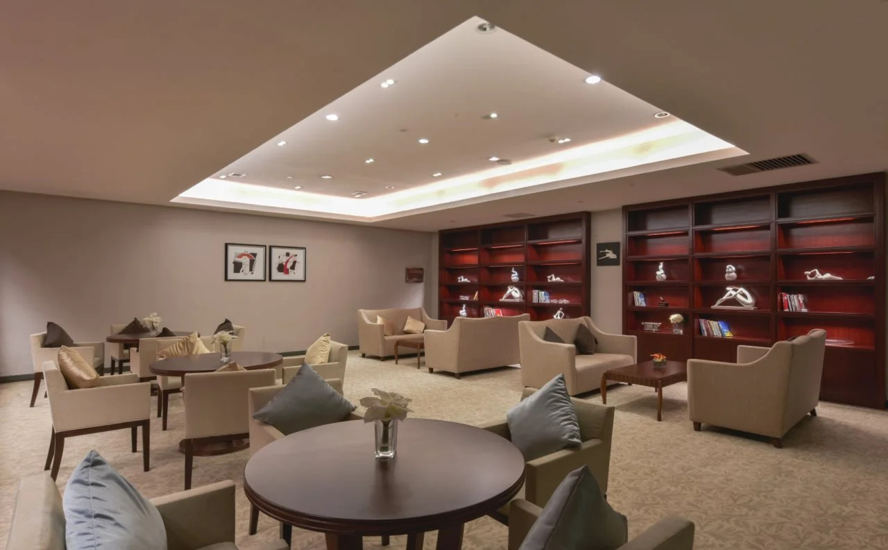 Zhangjiajie Country Garden Phoenix Suites Hotel