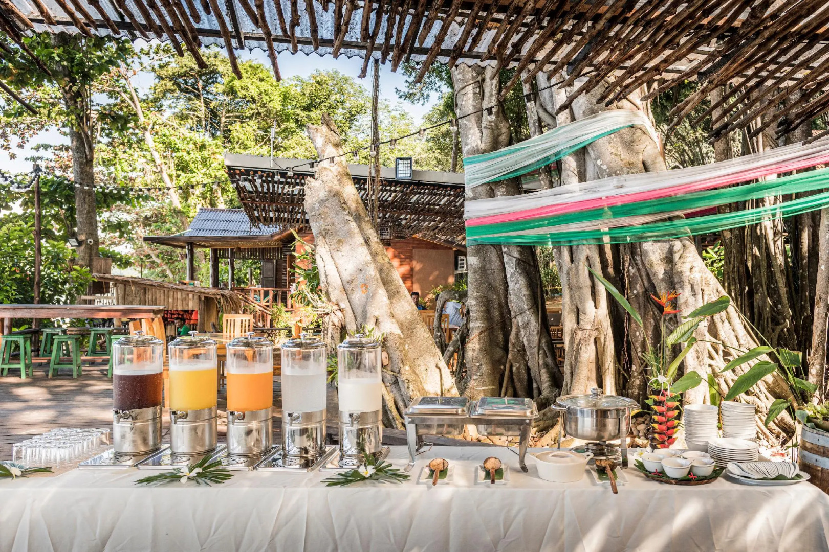 Koh Jum Ocean Beach Resort