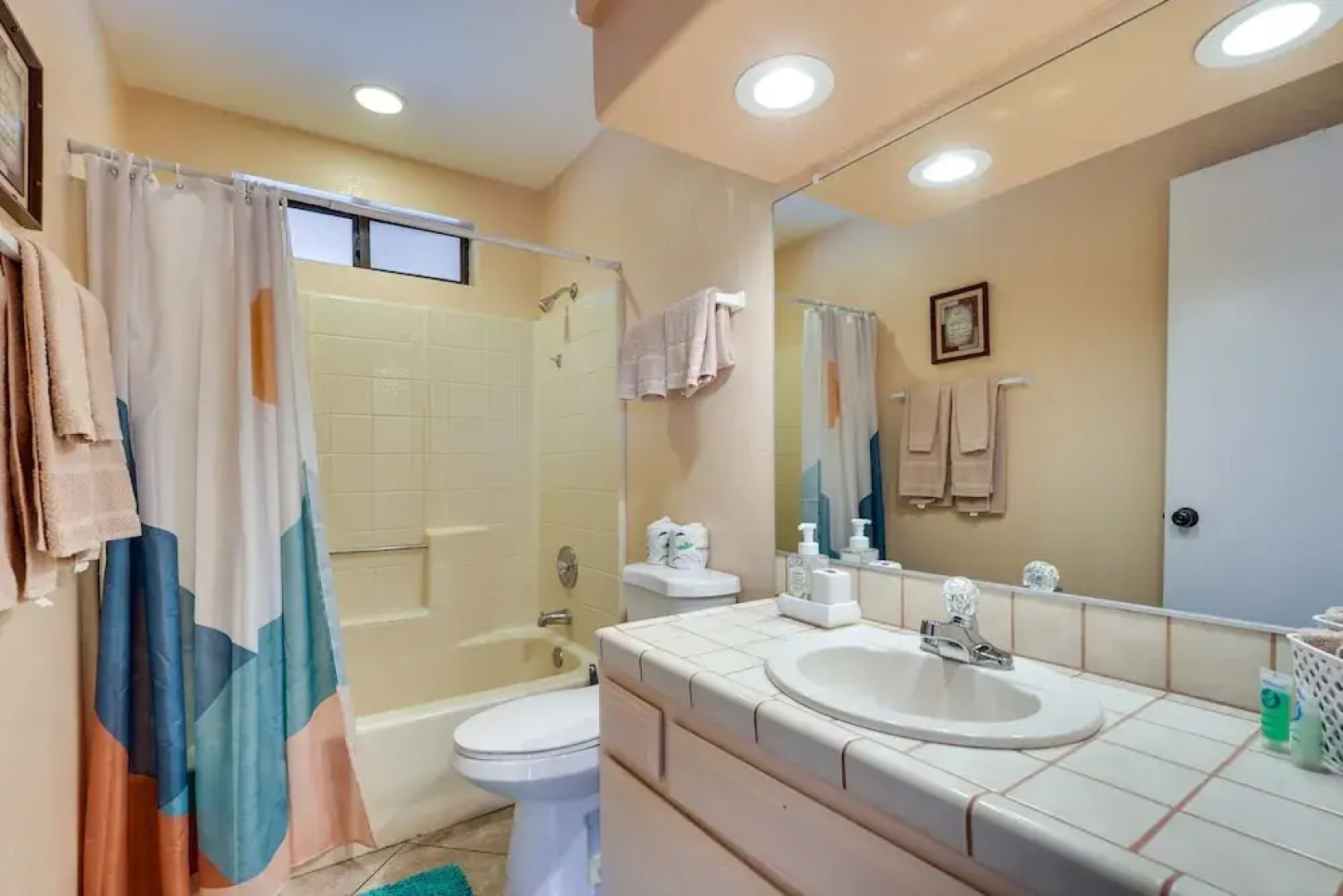 Pet-friendly Lake Havasu City Home: Walk to Beach!