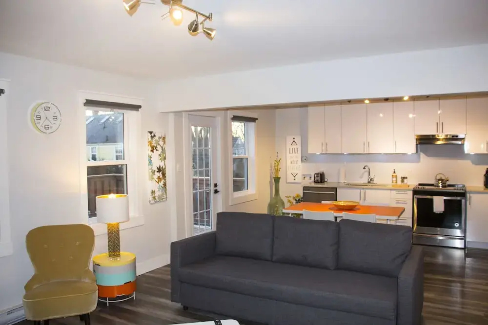 WOW Luxury Suites - Halifax Downtown