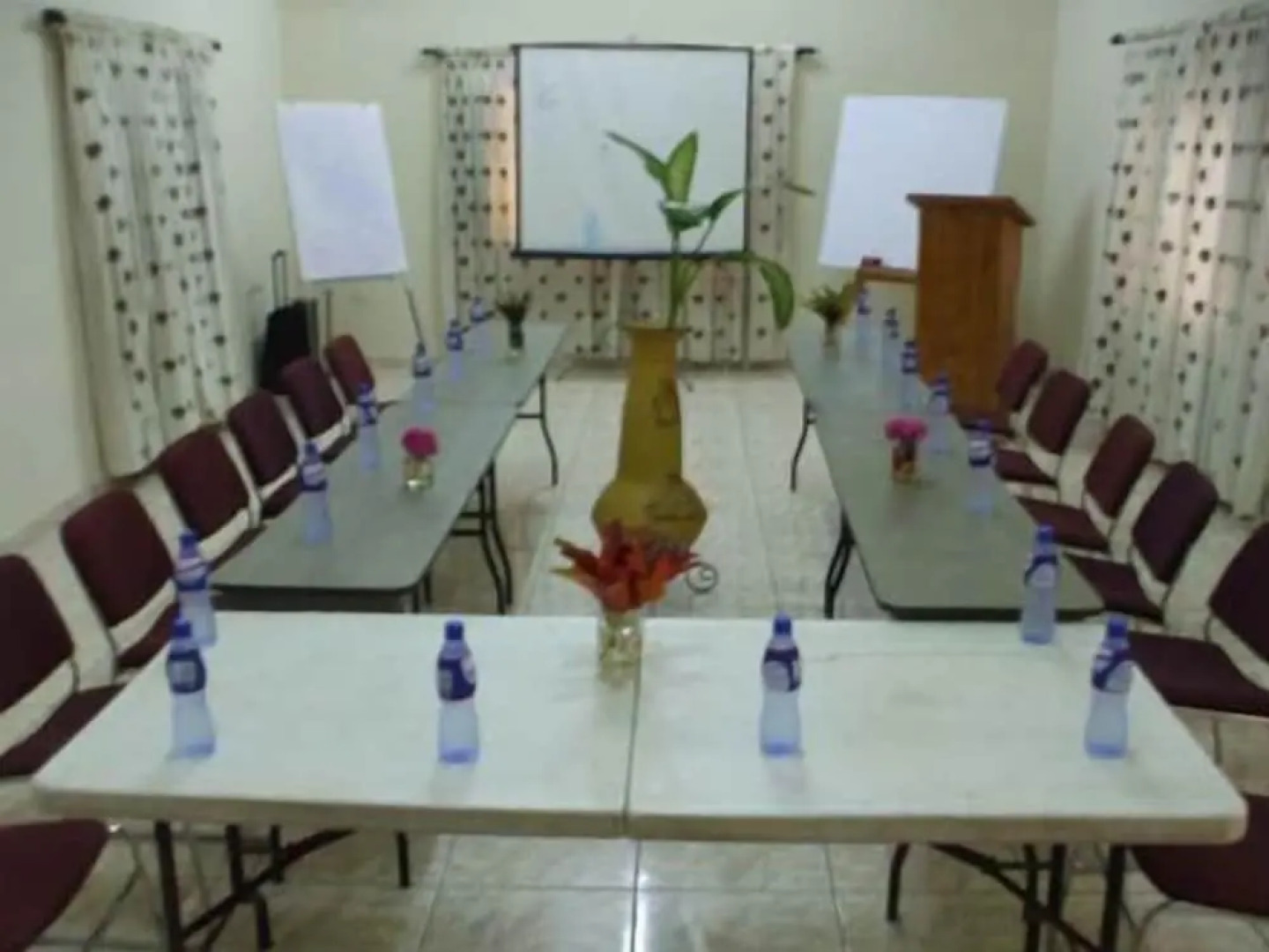 Coconut Grove Miners Lodge