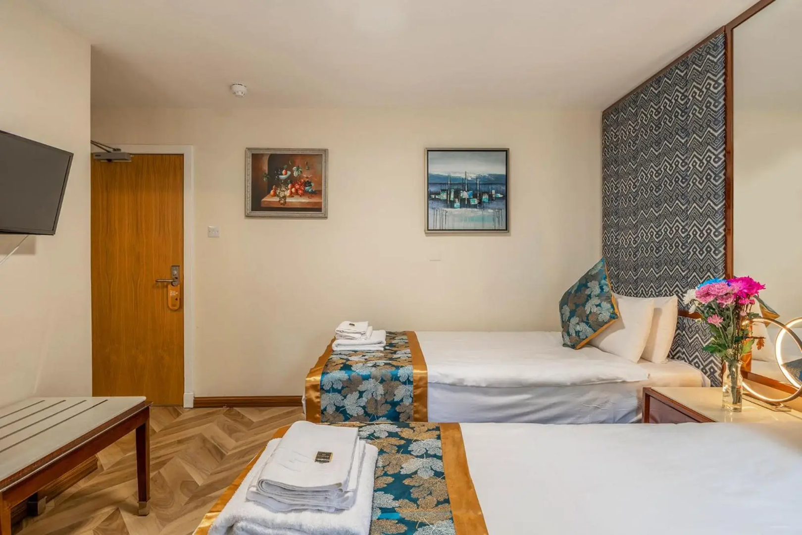 Muthu Fort William Hotel