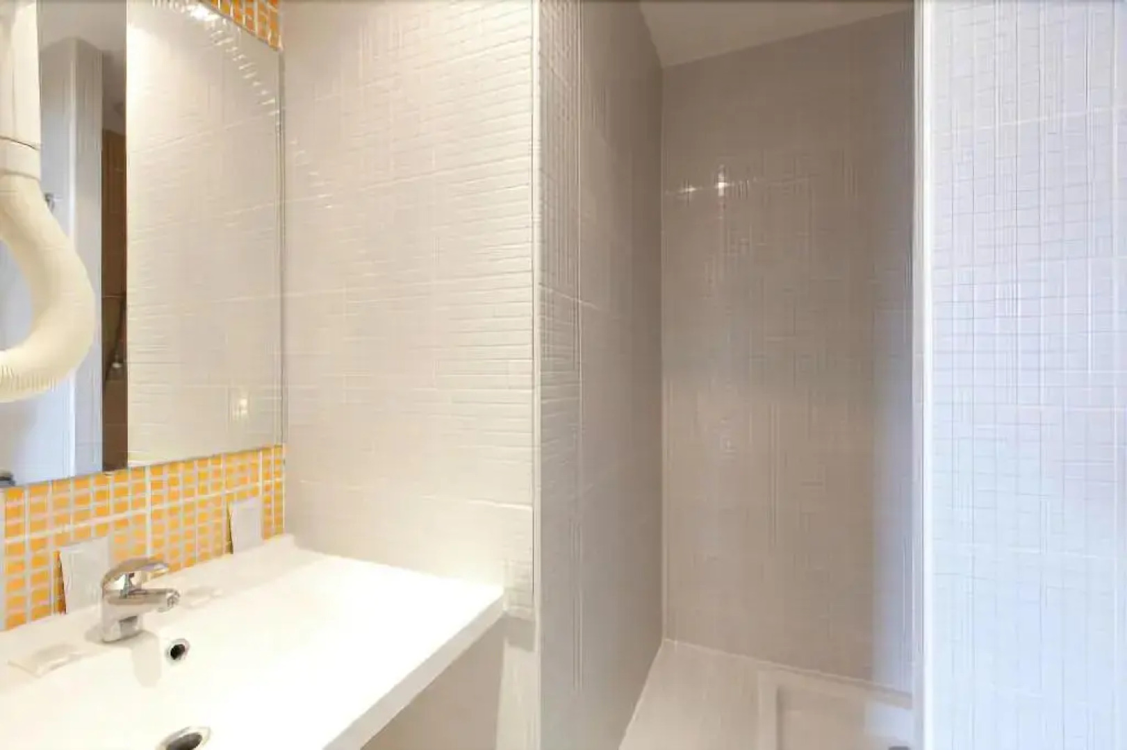 Hôtel Orly Superior