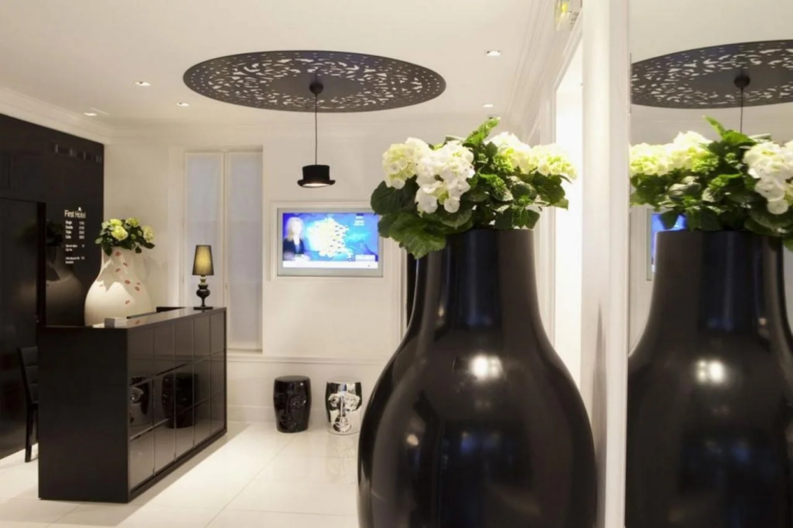 First Hotel Paris Tour Eiffel