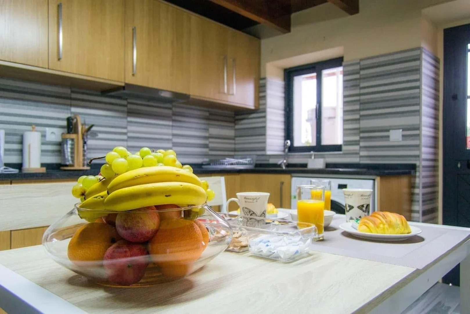 House With One Bedroom In Faja Da Ovelha With Wonderful Sea View Furnished Terrace And Wifi