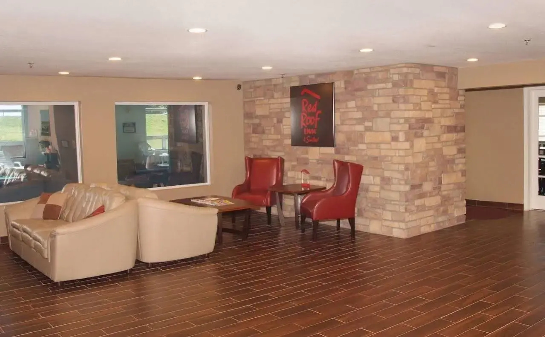 Red Roof Inn Osage Beach