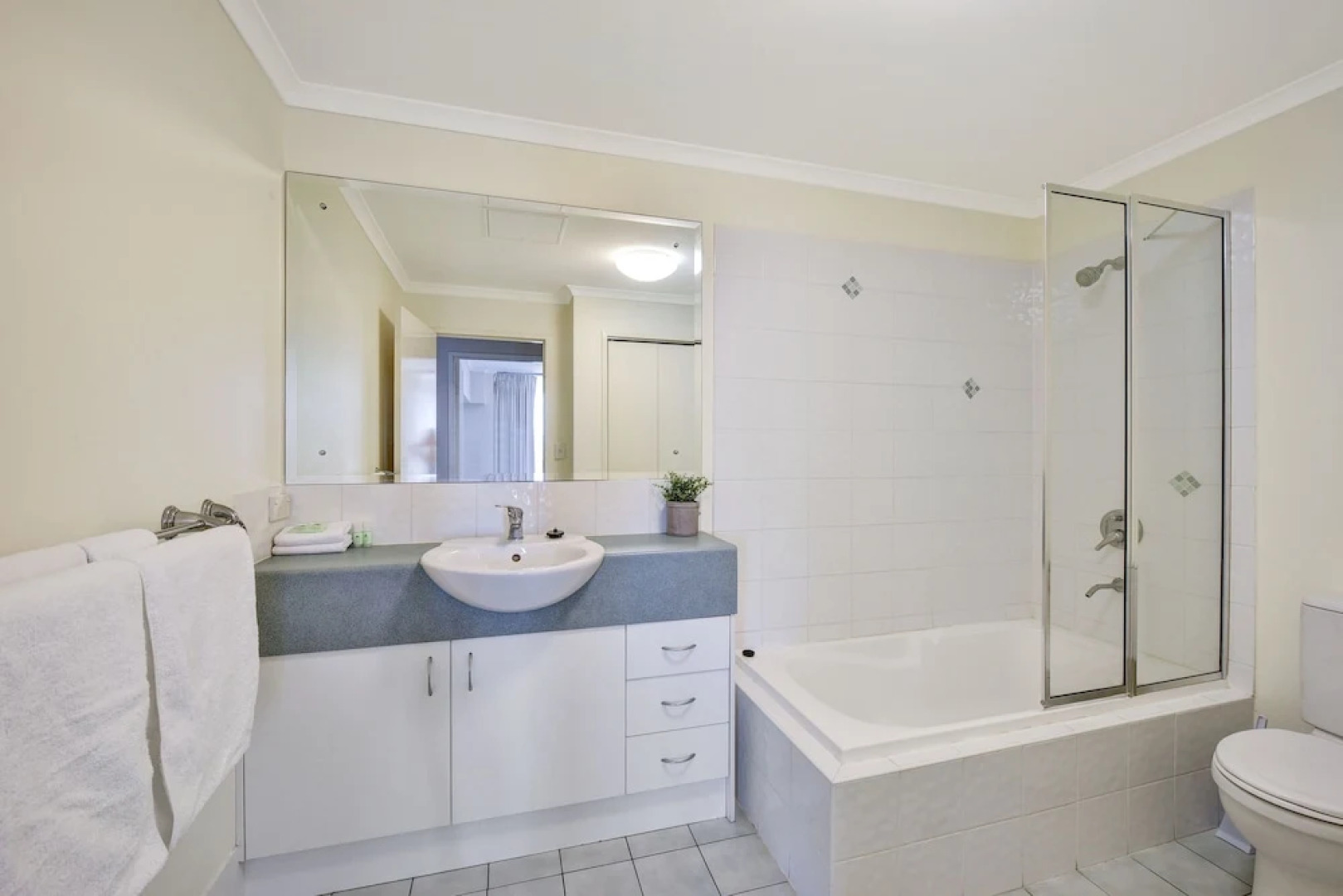 William Street Apartments