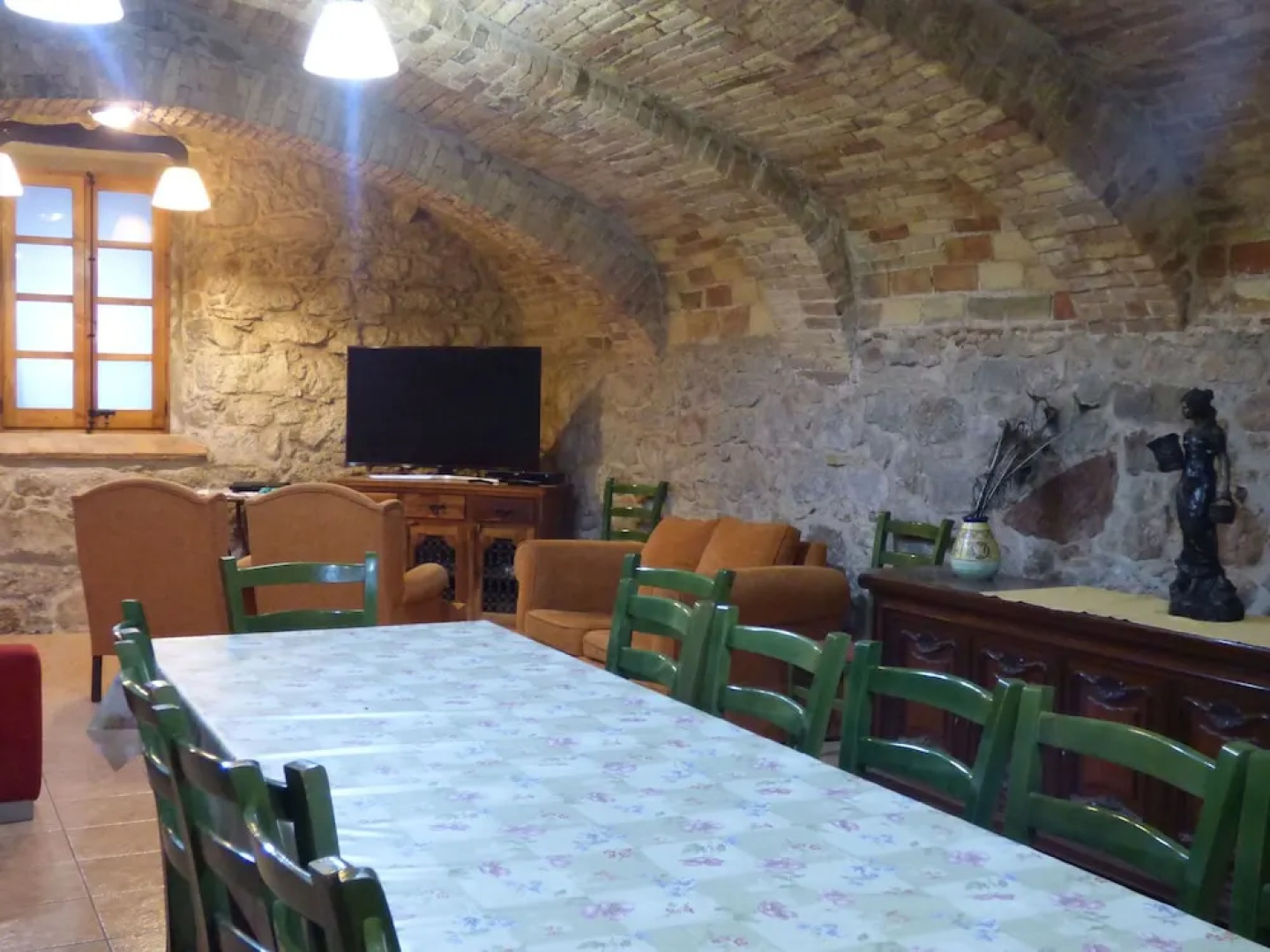 Cozy Cottage in Catalonia With Pool and Garden