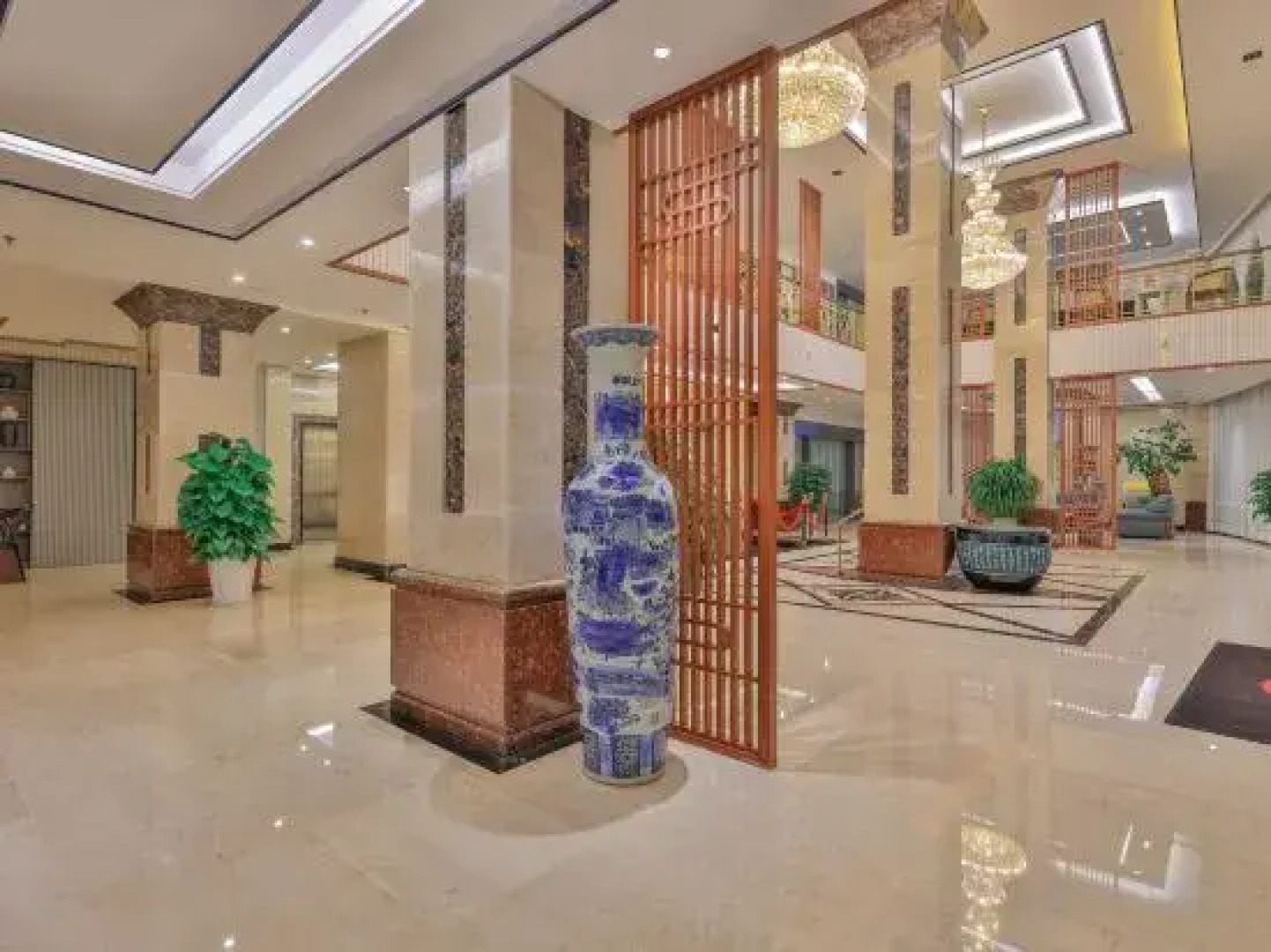 Shiping Shancheng Hotel (Culture Park)